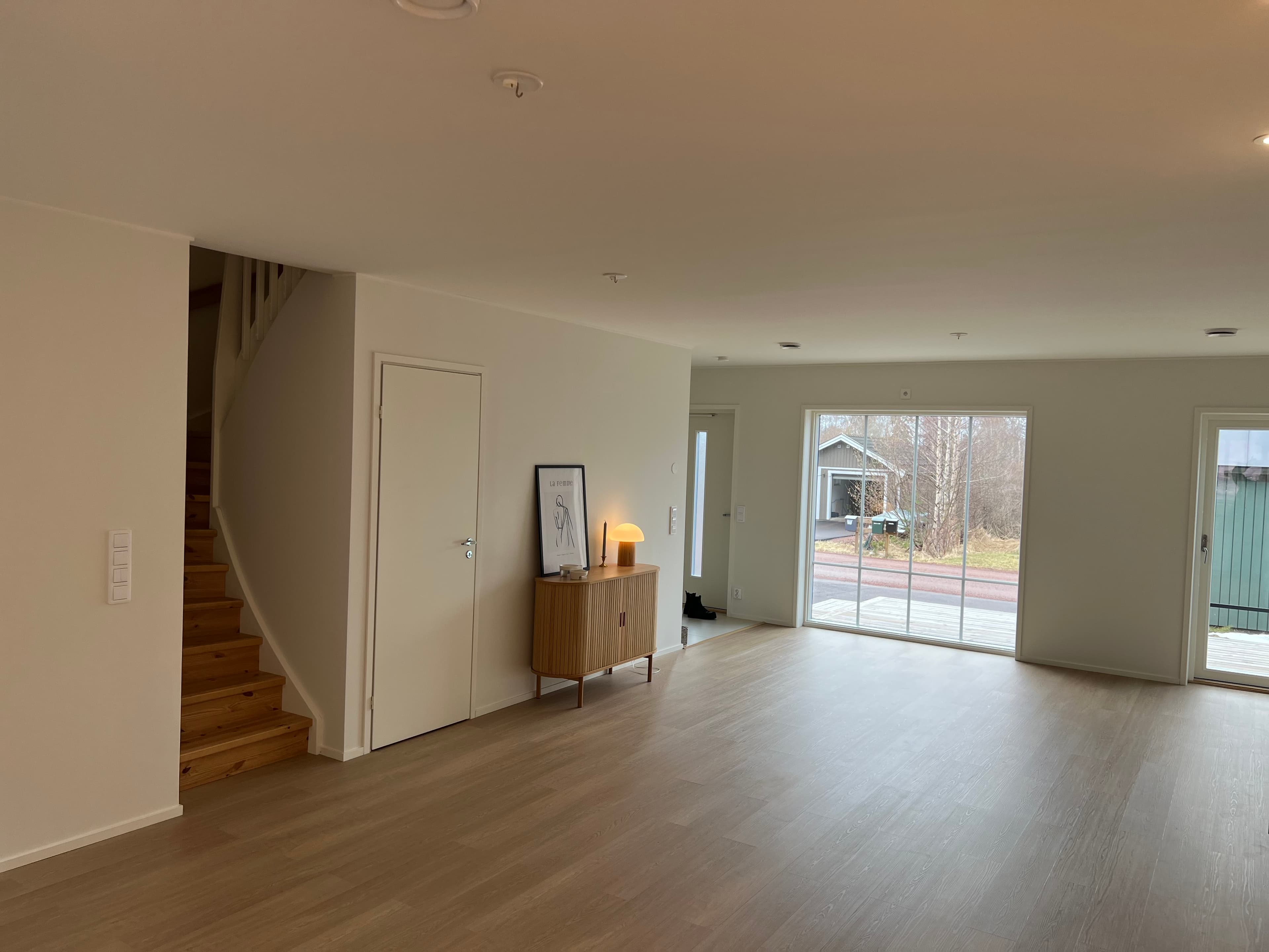 https://storage.googleapis.com/real-estate-aland.appspot.com/premont/image3.jpeg