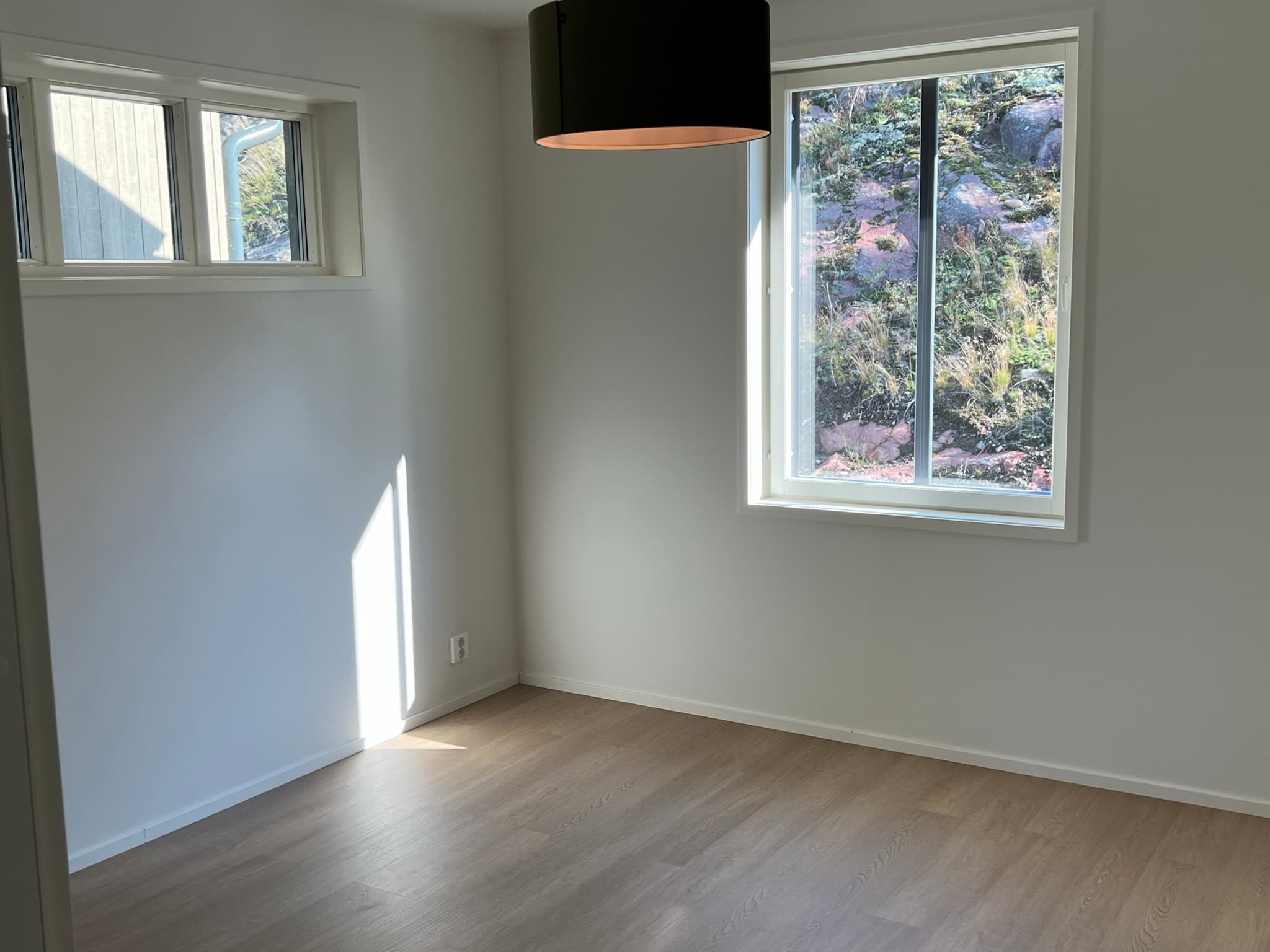 https://storage.googleapis.com/real-estate-aland.appspot.com/premont/image9.jpeg