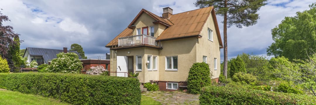Bild av Egnahemshus i attraktivt villakvarter