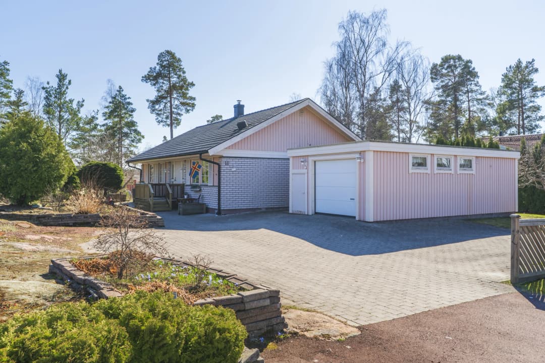 Bild av Trivsamt familjehus i centrala Godby