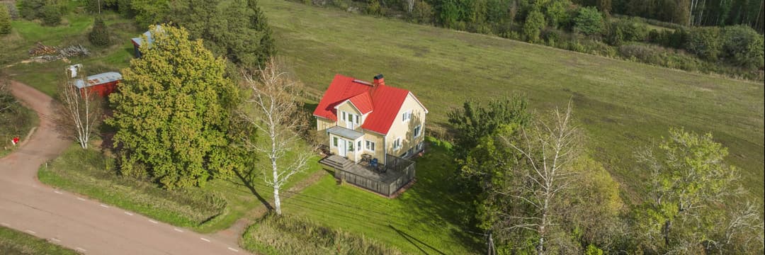 Bild av Välrenoverat bostadshus i Tjudö